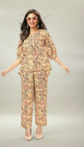 Saasha clothing